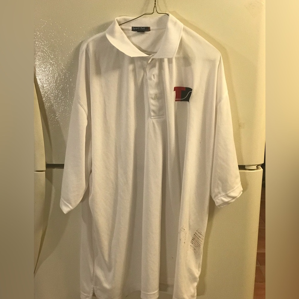 Men’s sport tek polo size 3XL white. NWOT